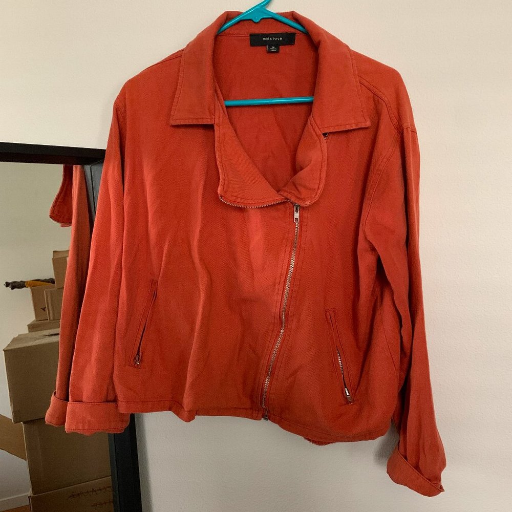 Light Zip-up Bomber Jacket